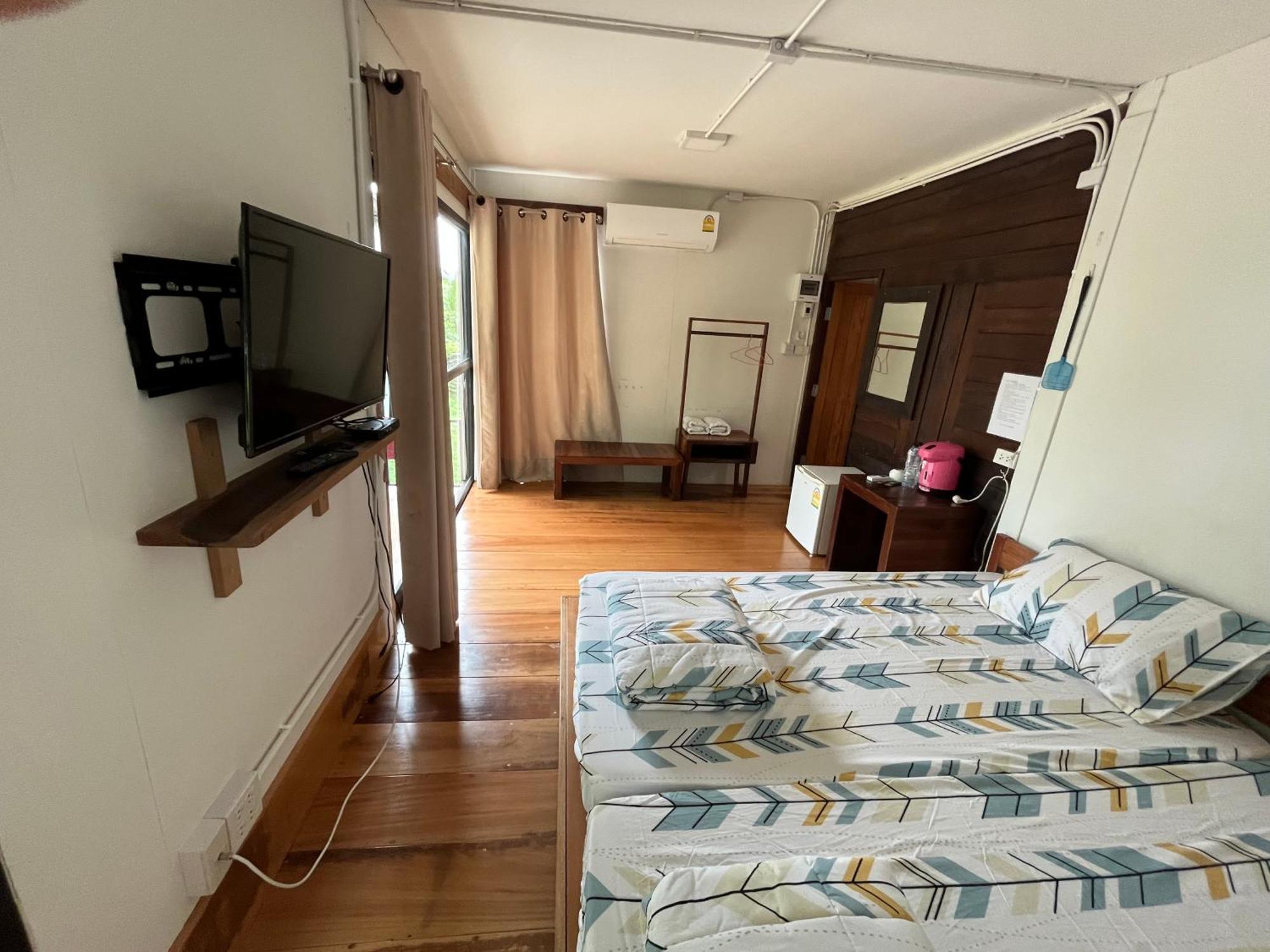 Ban Mong Muang Sangkaset Resort מראה חיצוני תמונה