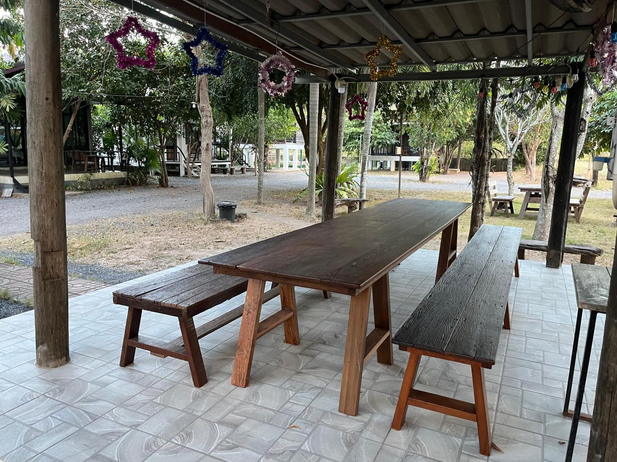 Ban Mong Muang Sangkaset Resort מראה חיצוני תמונה