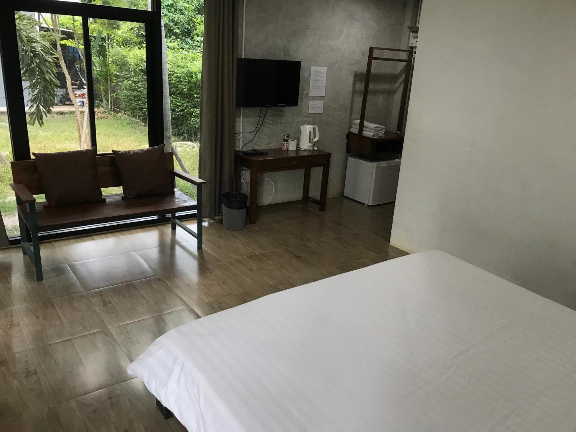 Ban Mong Muang Sangkaset Resort מראה חיצוני תמונה