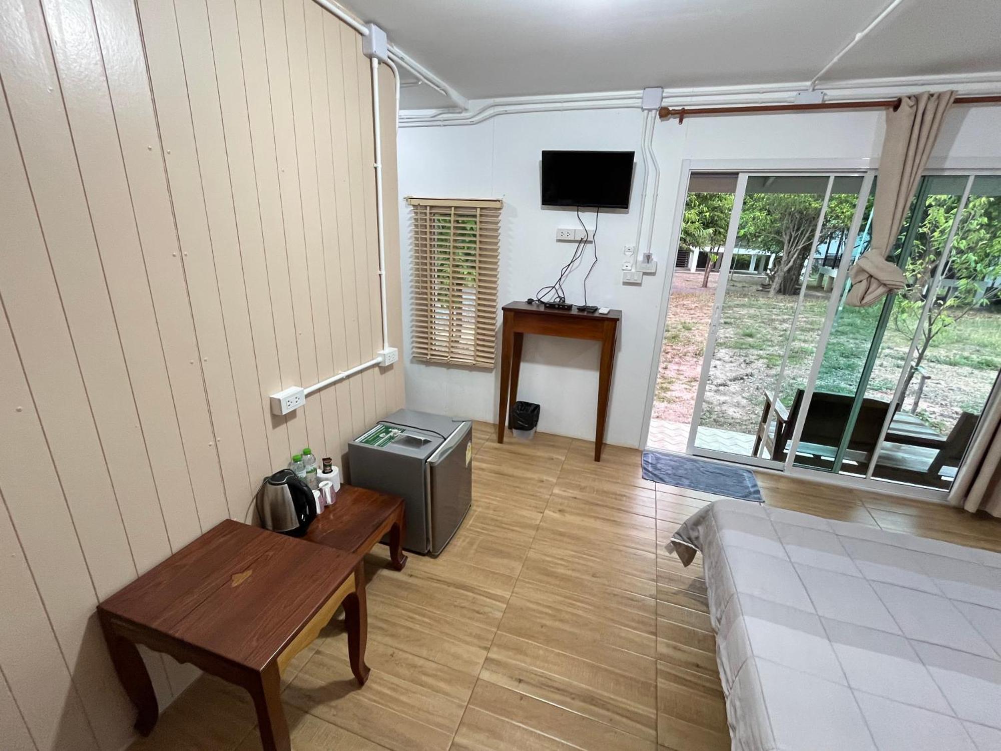 Ban Mong Muang Sangkaset Resort מראה חיצוני תמונה
