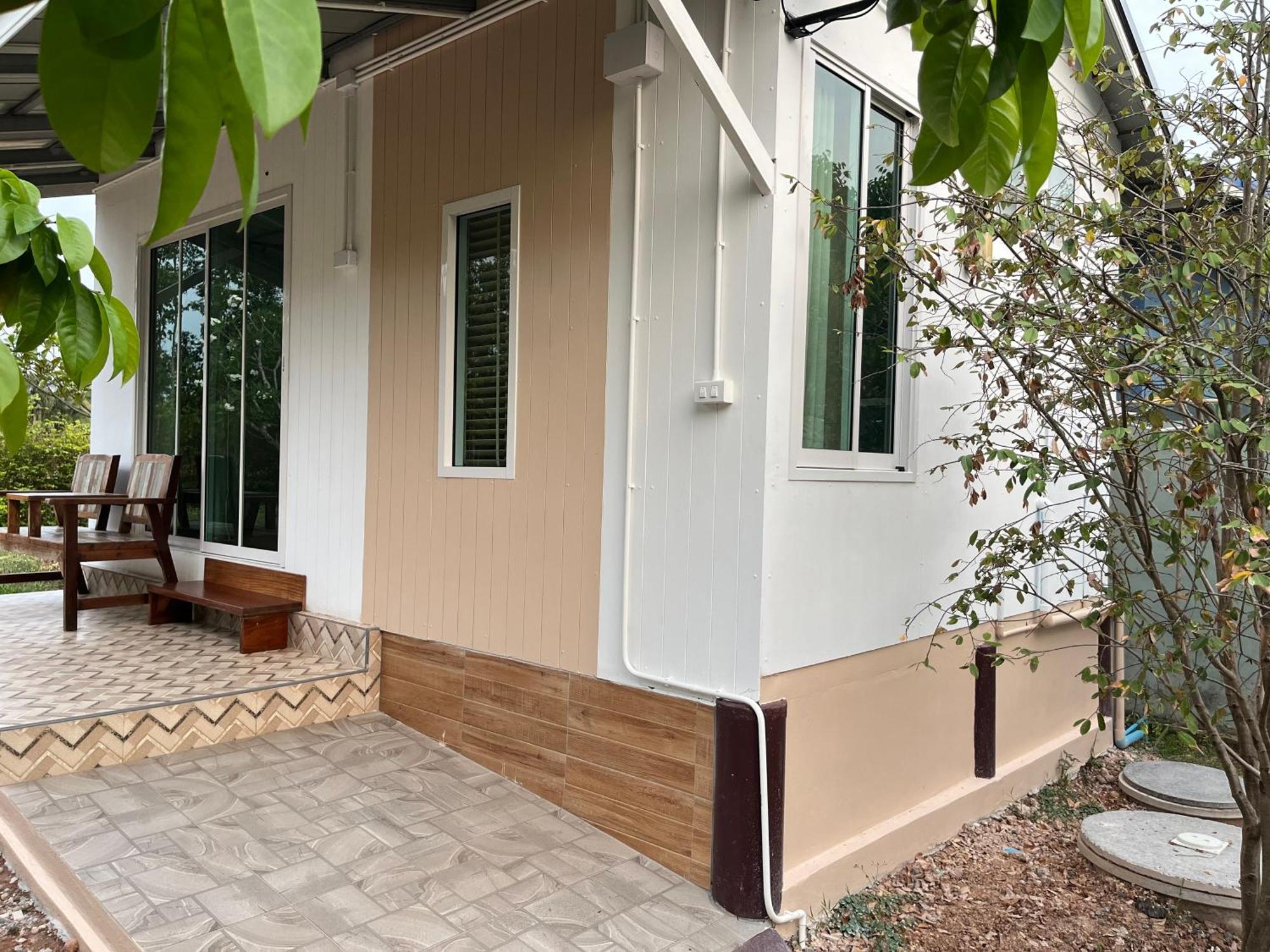 Ban Mong Muang Sangkaset Resort מראה חיצוני תמונה