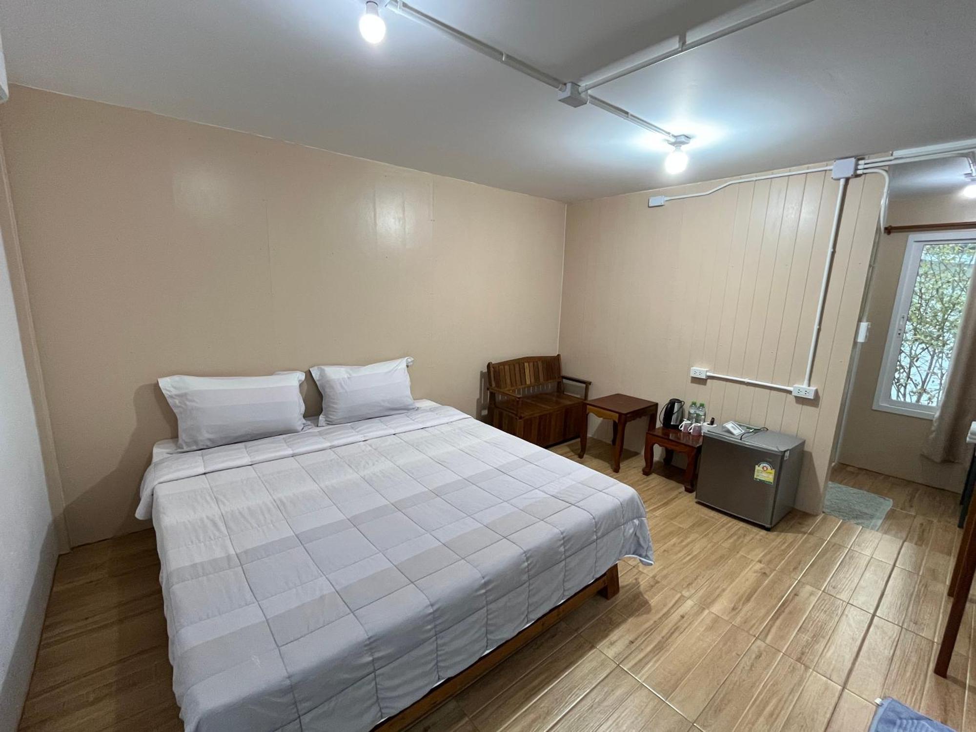 Ban Mong Muang Sangkaset Resort מראה חיצוני תמונה