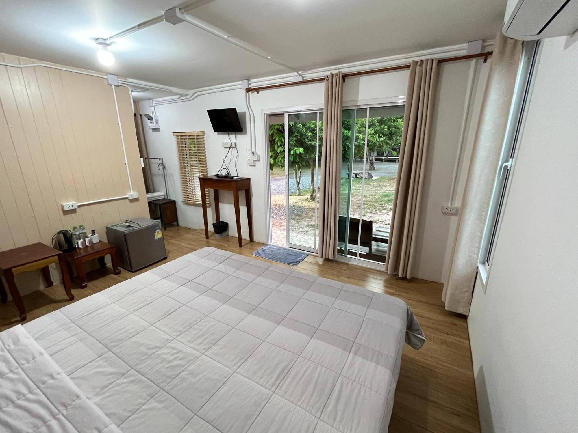 Ban Mong Muang Sangkaset Resort מראה חיצוני תמונה