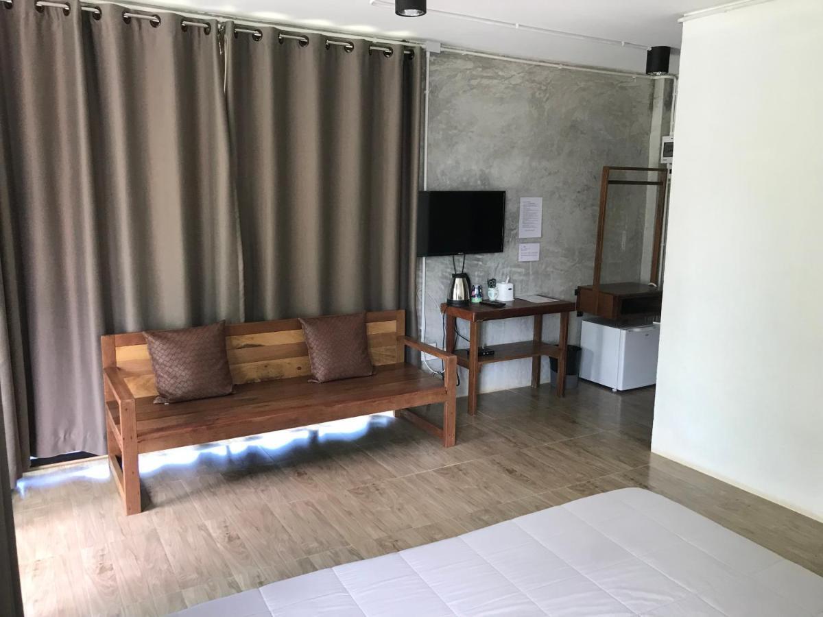Ban Mong Muang Sangkaset Resort מראה חיצוני תמונה